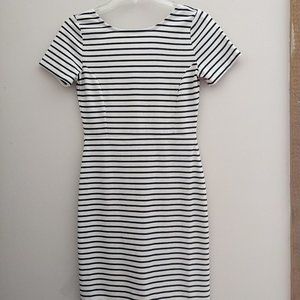 Banana Republic striped black white midi dress 00P